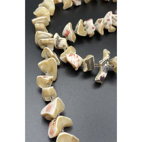 Les Bernard Style Necklace Boho Polished Shell Beaded 29" Natural Seashell Beach - Picture 6 of 7